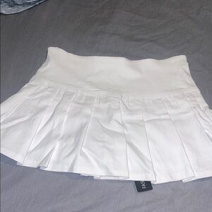 White Pleated Mini Slit Skort